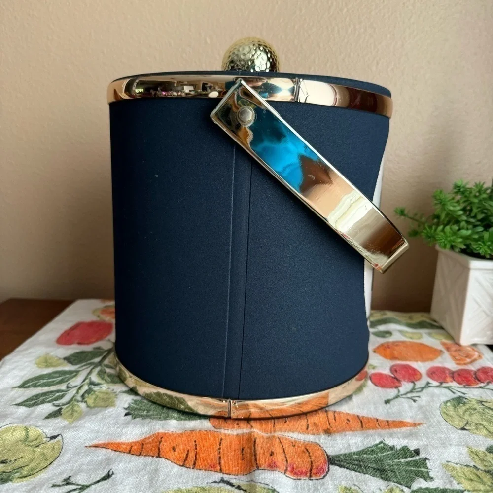 Vintage style lady golfer navy ice bucket with lid